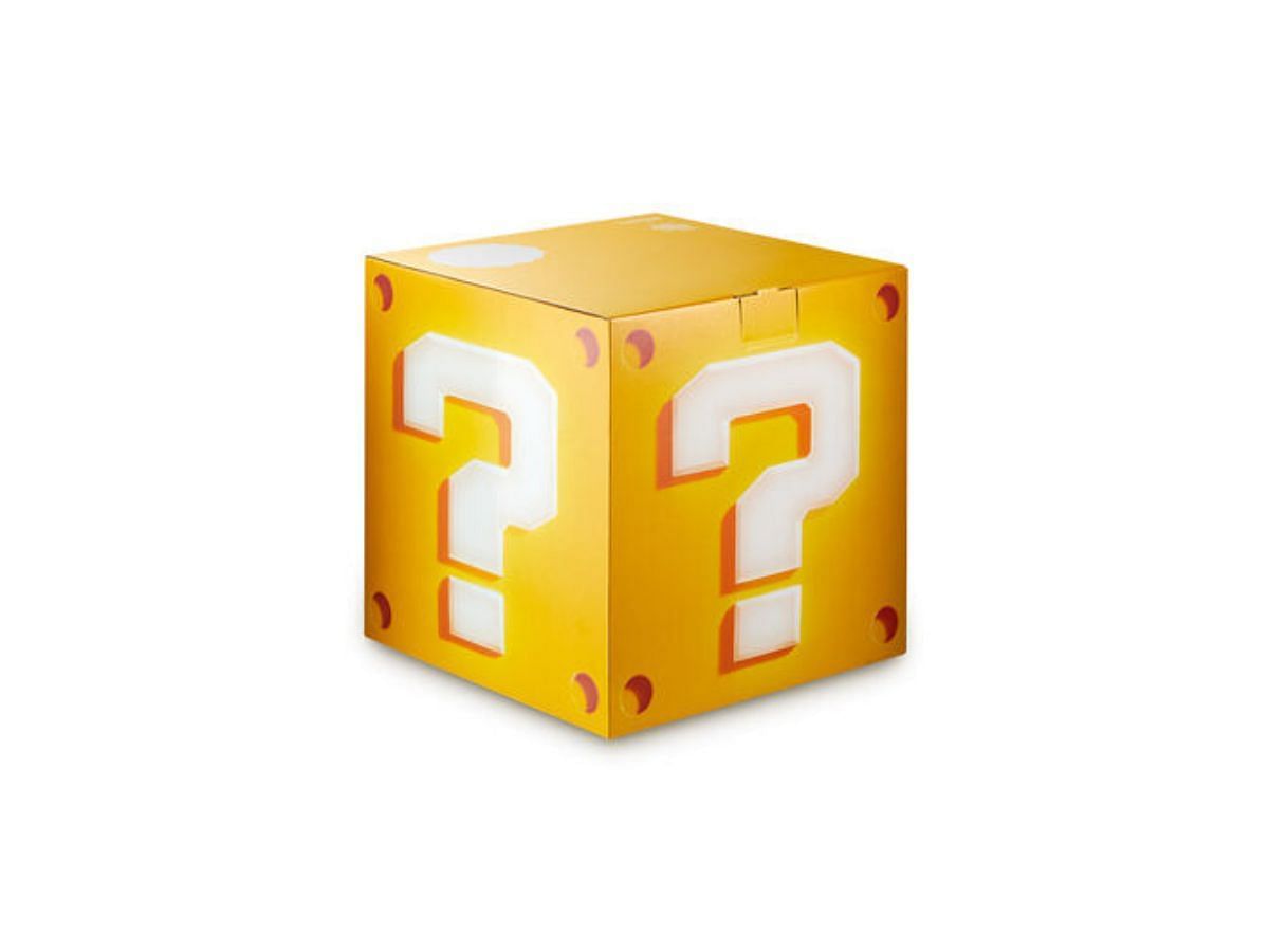 Question Block Gift Box (Image via Lush)