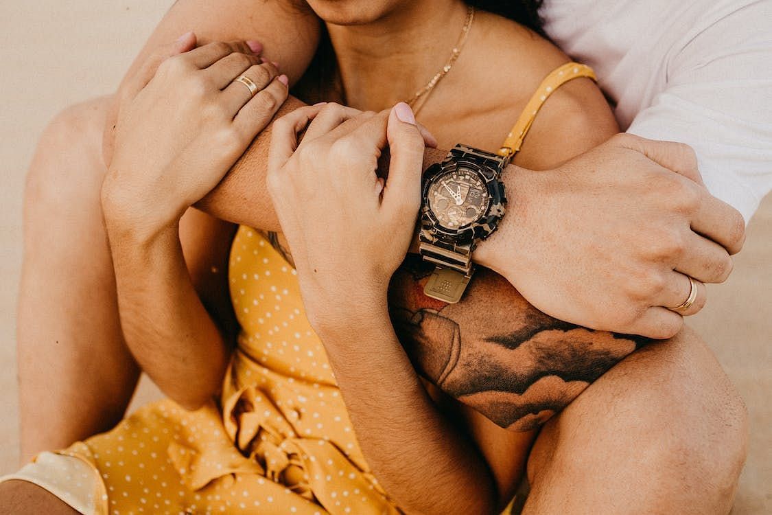 Dependent personality disorder exhibit a persistent and extreme desire to be looked after. (Jonathan Borba/Pexels)