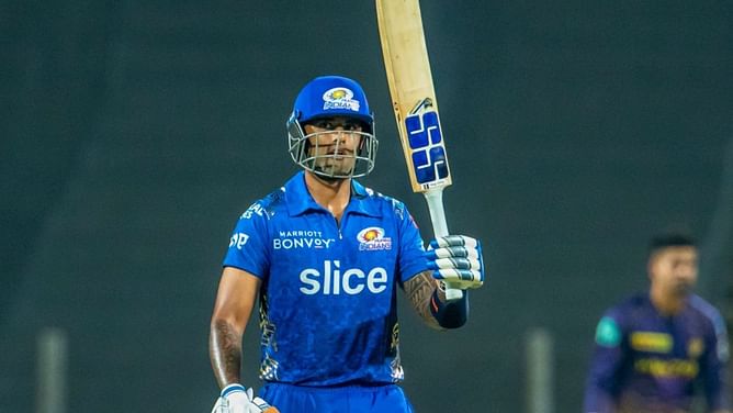 "Hopefully, the crowd will cheer for him and he'll get back to business"- MI coach Mark Boucher on Suryakumar Yadav