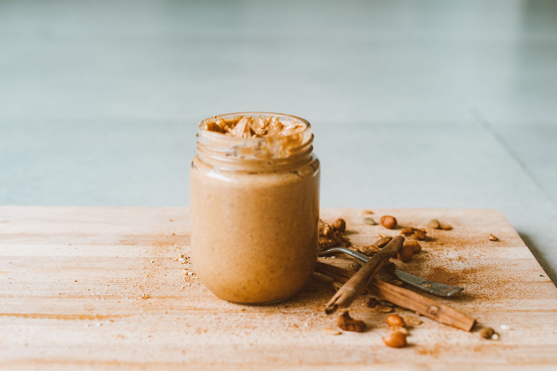 There are several health benefits of Peanut butter. (Image via Pexels/ Roman Odintsov)