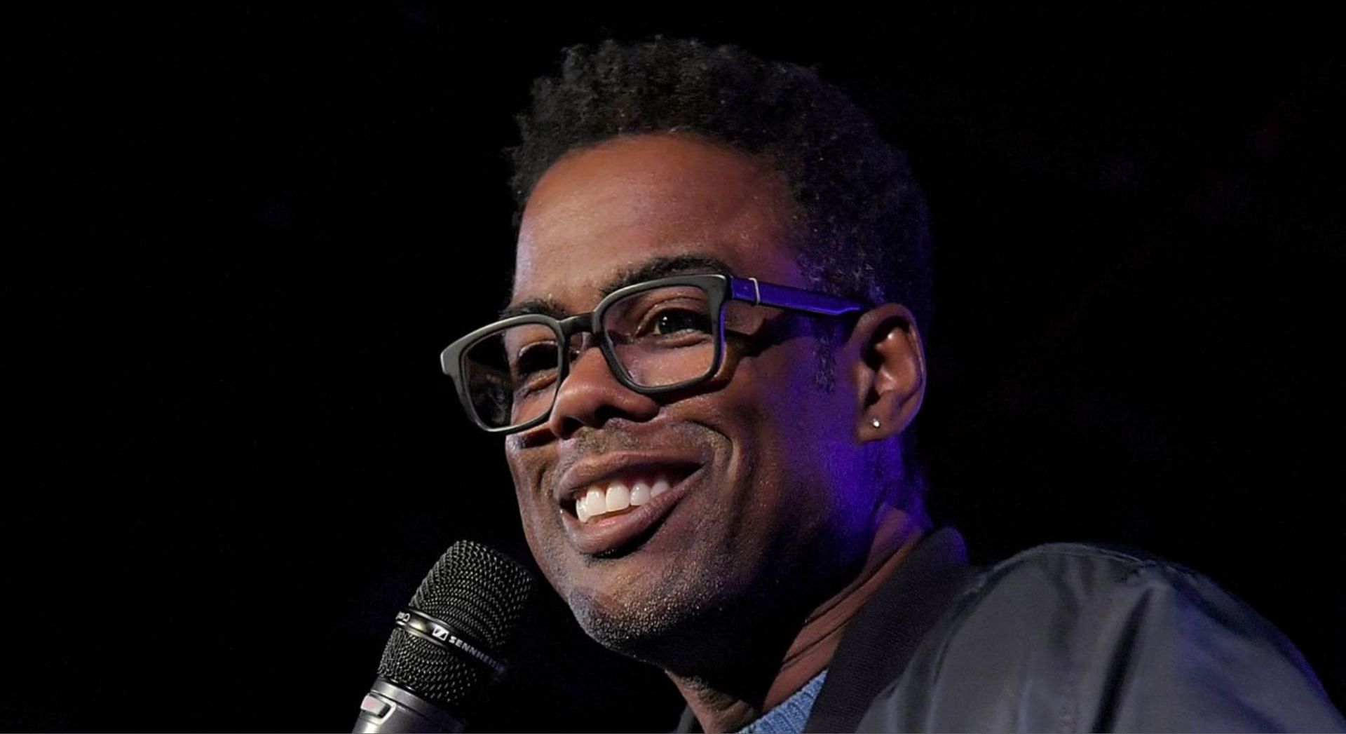 Chris Rock shared jokes on Beyonce, Jay-Z and Snoop Dogg while taking a dig at Will Smith during 