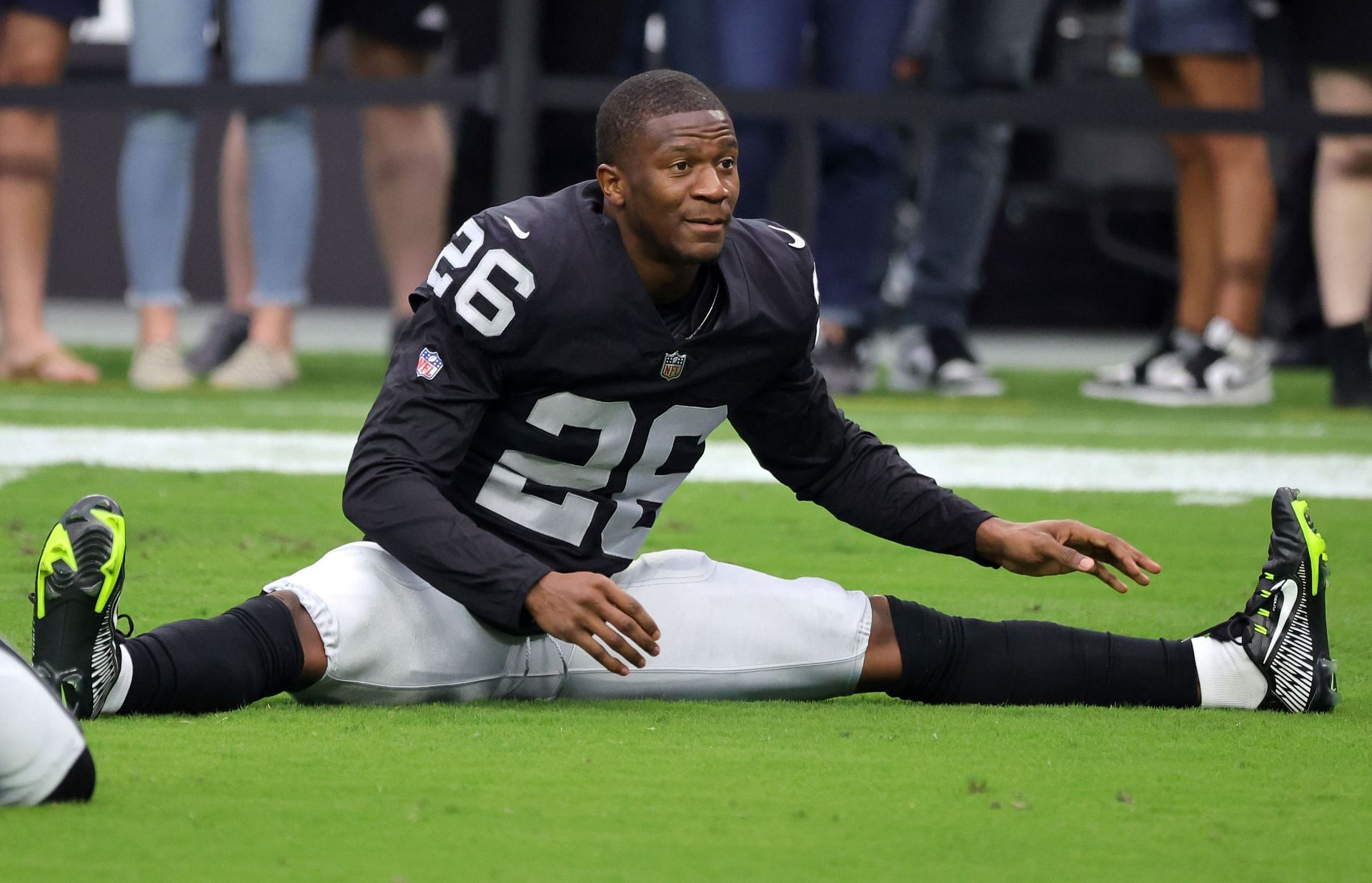 Cornerback Rock Ya-Sin of the Las Vegas Raiders warms up before a game against the Arizona Cardinals.