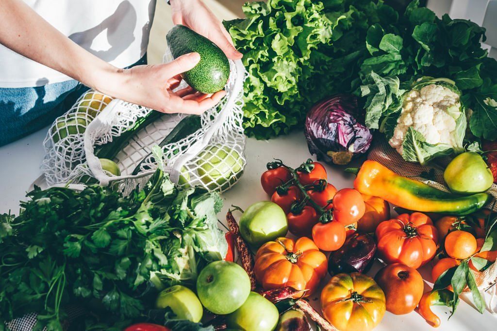 Nutrients In Different Kinds Of Foods (Image via Getty Images)