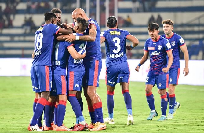 Mumbai City FC vs Bengaluru FC: Advantage BFC as Sunil Chhetri delivers once again | ISL 2022-23