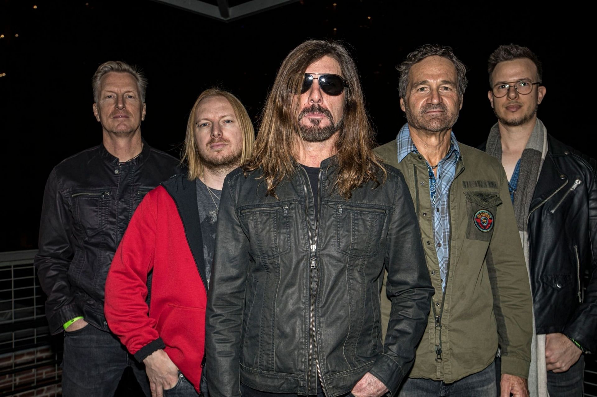 The Foo Fighters, one of the headliners of Louder Than Life 2023, in 2021 (Image via Getty Images)