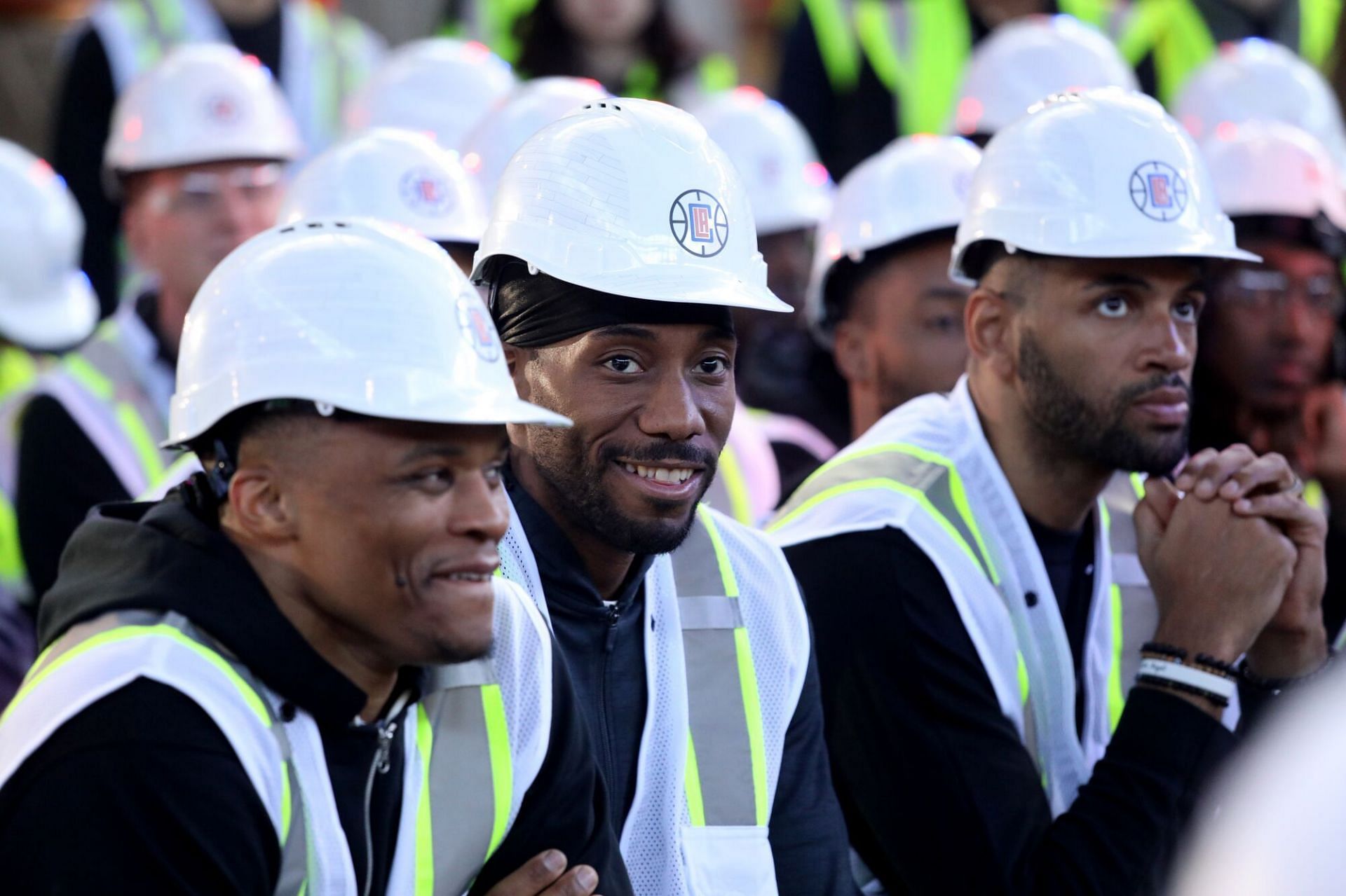 Russell Westbrook wearing a hard hat along with the entire LA Clippers team as they visit the Intuit Dome. [photo: LA Times]