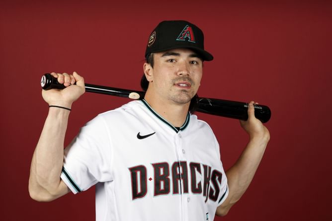 Arizona Diamondbacks fans thrilled as team locks up young star Corbin Carroll with eight-year, $111 million contract: "Whoa baby" "Incredible deal"