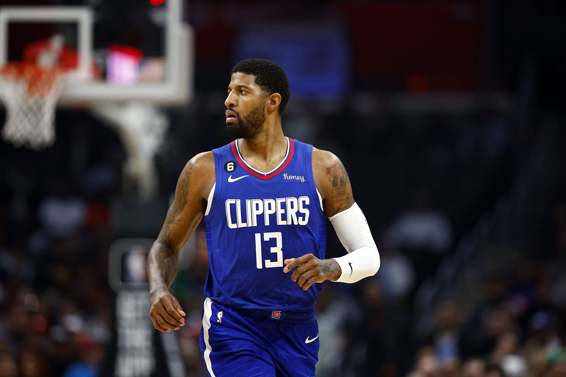Clippers' Paul George out weeks after suffering brutal knee injury