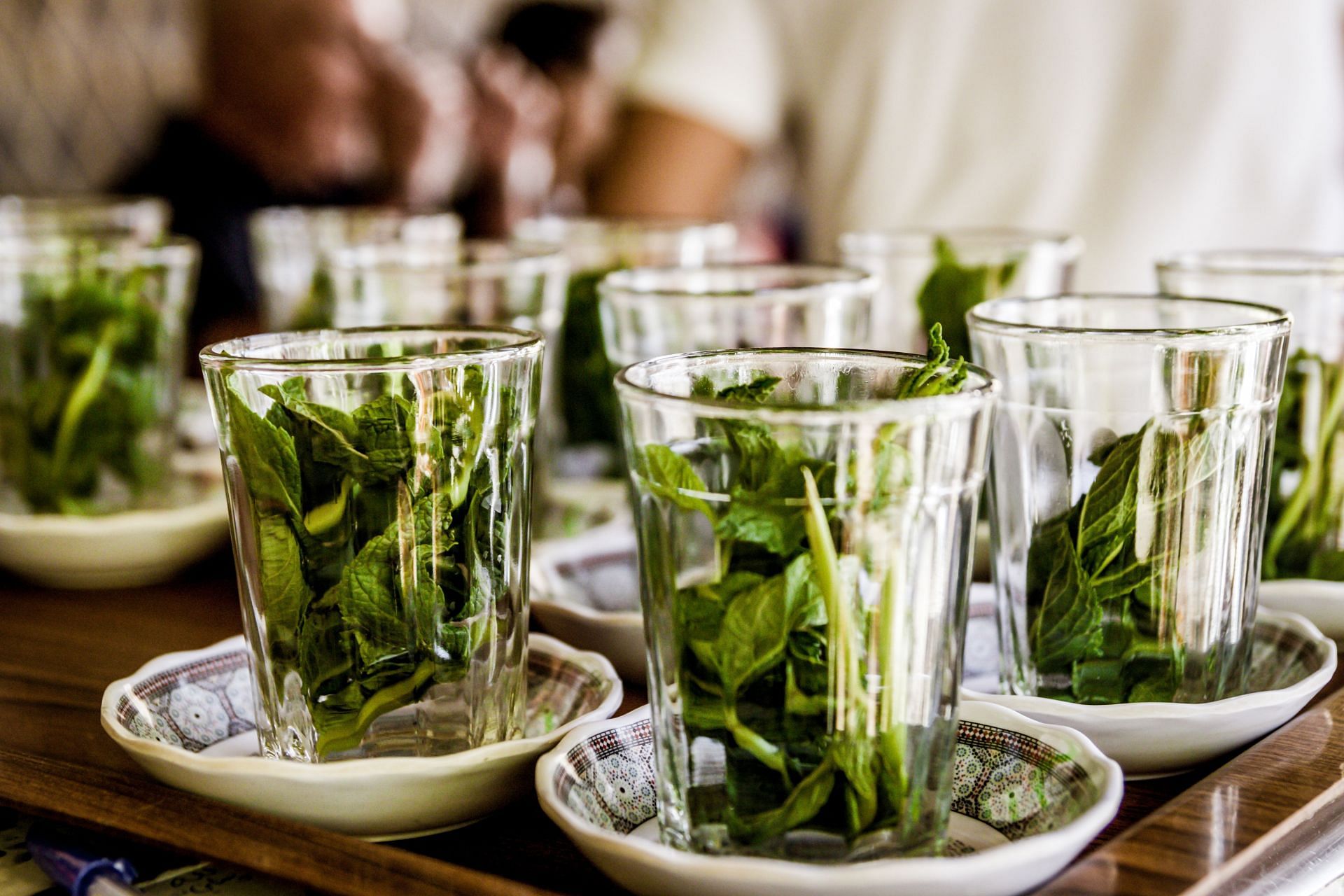 Green tea has less caffeine in them. (Image via Unsplash / Massimo Adami )
