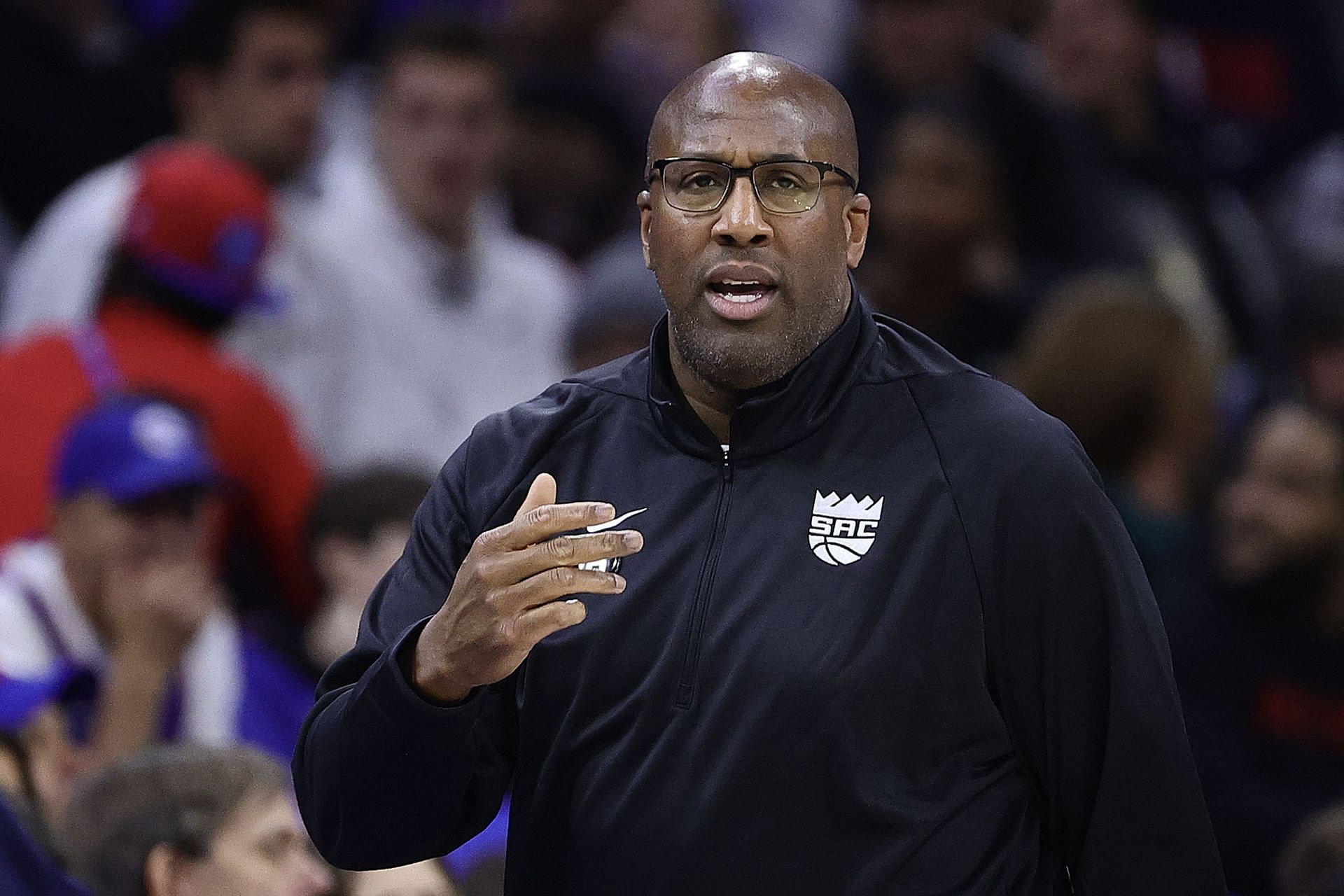 Sacramento Kings coach Mike Brown