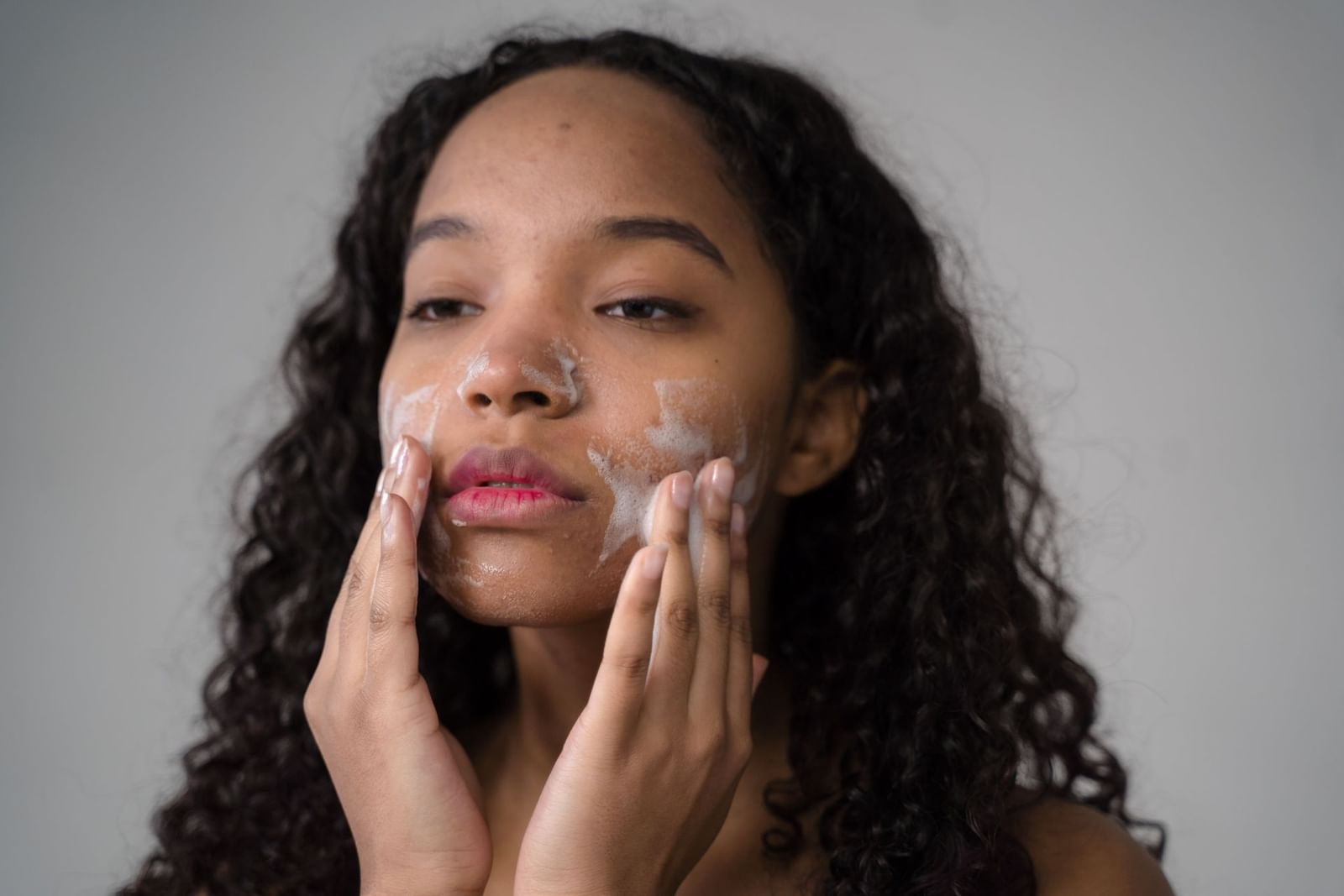 Do pimple patches work What are they, and how do they work?