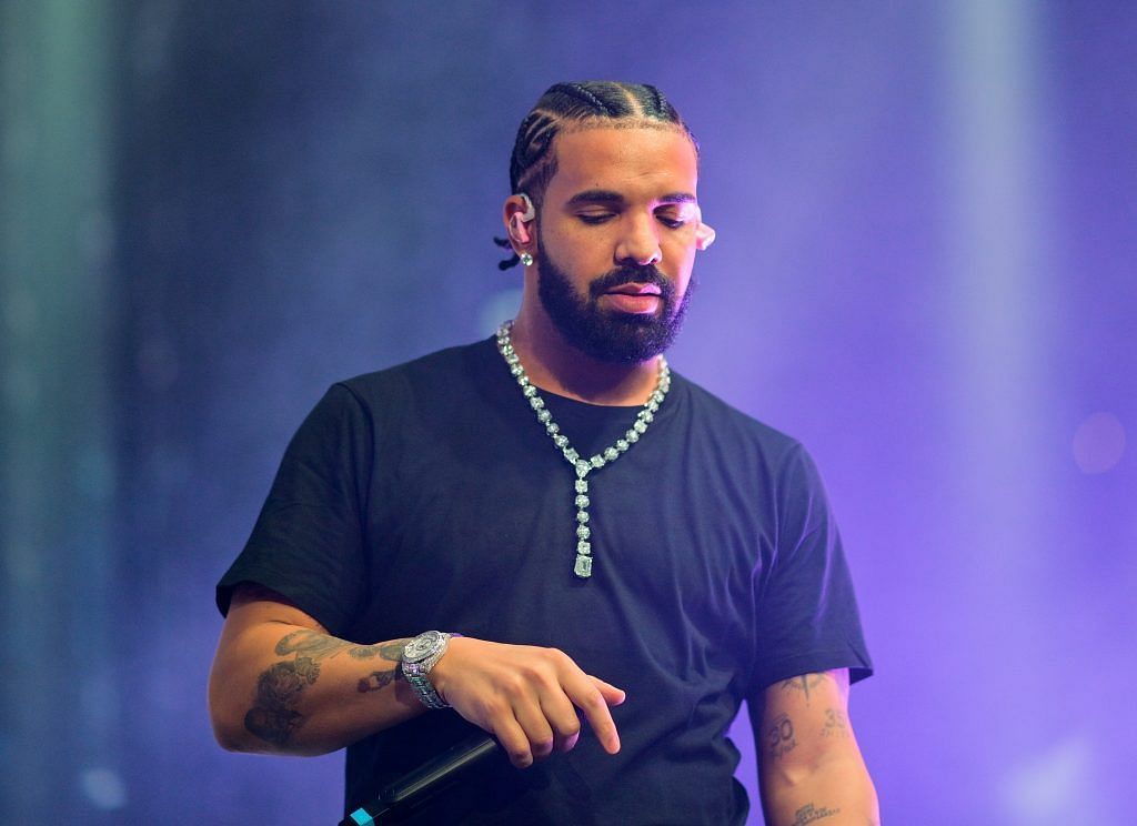 Drake at State Farm Arena on December 9, 2022 in Atlanta, Georgia. (Image via Prince Williams/Wireimage)