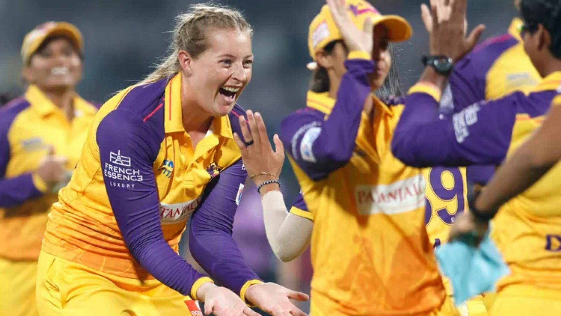 Sophie Ecclestone celebrating a wicket playing for the UP Warriorz. (Image Courtesy: wplt20.com)