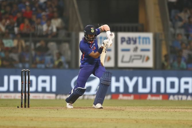 KL Rahul fifty guides India to 5-wicket victory in 1st ODI vs Australia