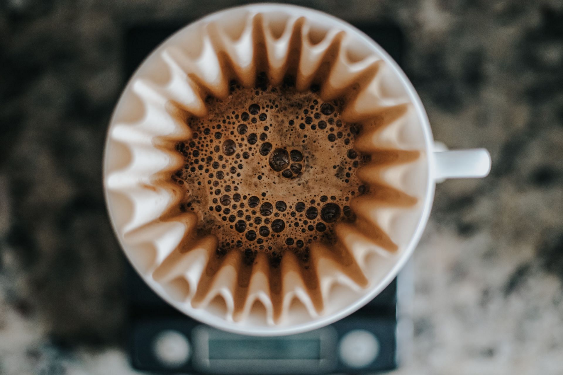 Surprising health benefits if black coffee. (Image via Unsplash / Devin Avery )