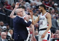 Arkansas vs Connecticut