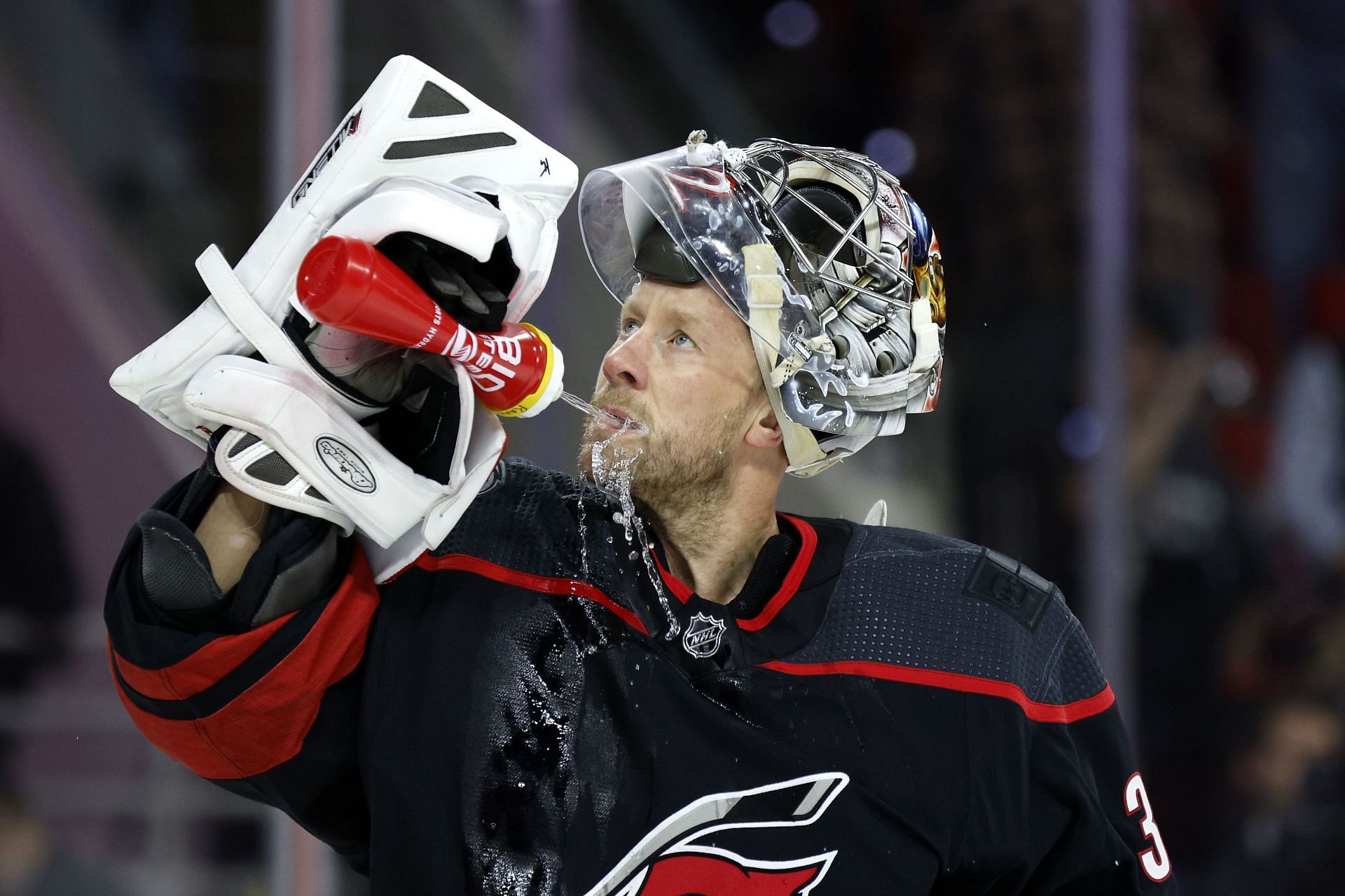 Ottawa Senators v Carolina Hurricanes