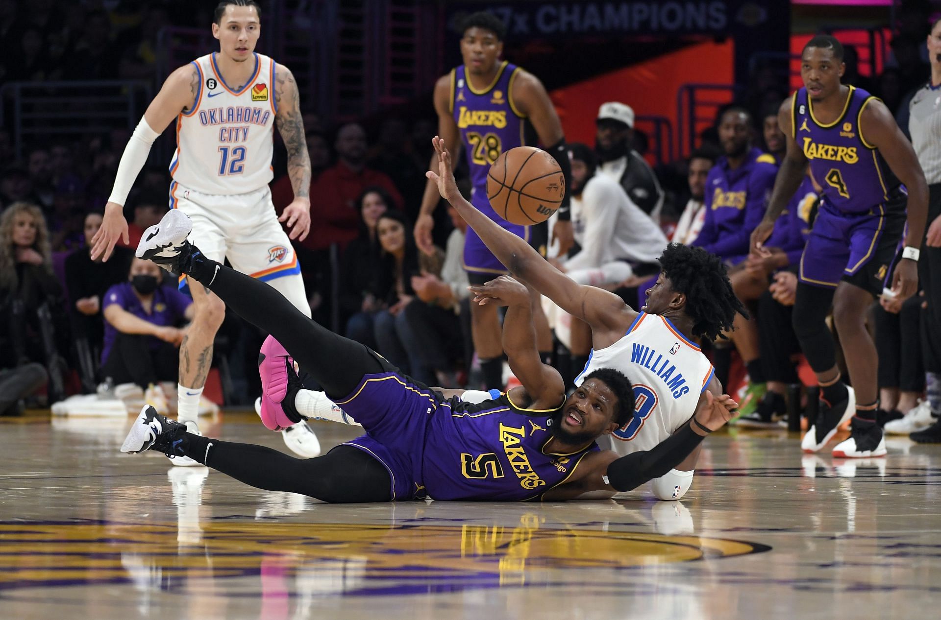 Being a Lakers fan is more miserable than being a Knicks fan - Los Angeles  Times