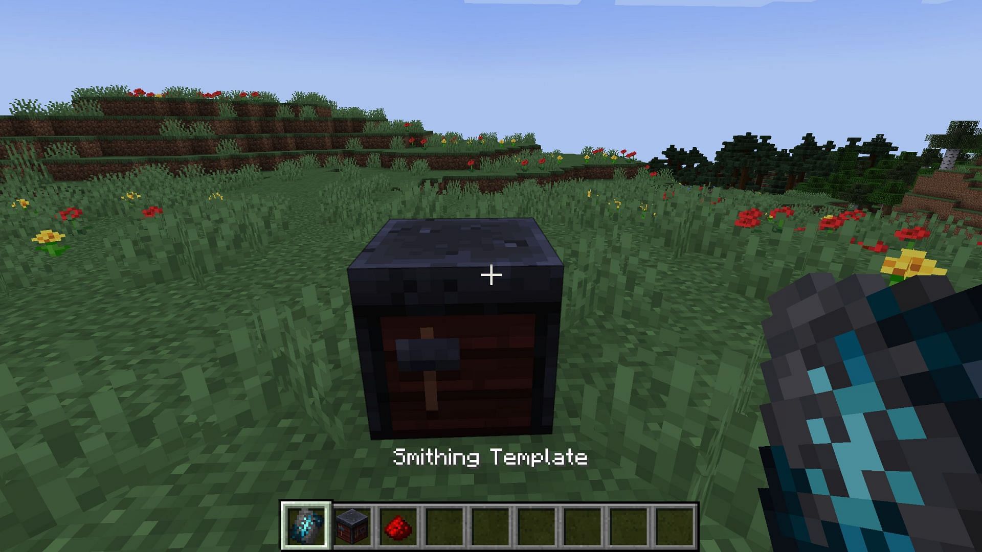 Apply armor trims using the smithing table (Image via Mojang)