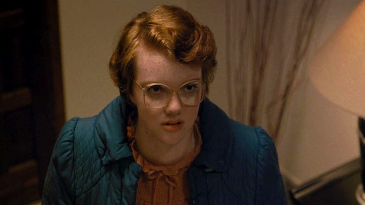 Barb&#039;s relatable personality and tragic fate have made her a beloved and iconic part of the Stranger Things universe (Image via Netflix)