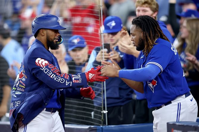 Toronto Blue Jays fans react to team ditching the home run jacket as part of new attitude this season: "Time to get serious!" "A needed change!"