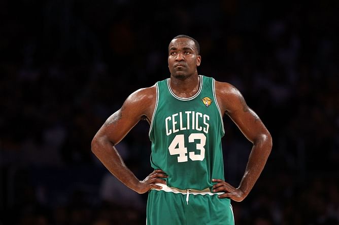 "09-10 Kendrick Perkins, I'd put up against anybody in 2K" - Ben Affleck pays massive respect to Kendrick Perkins in an interview