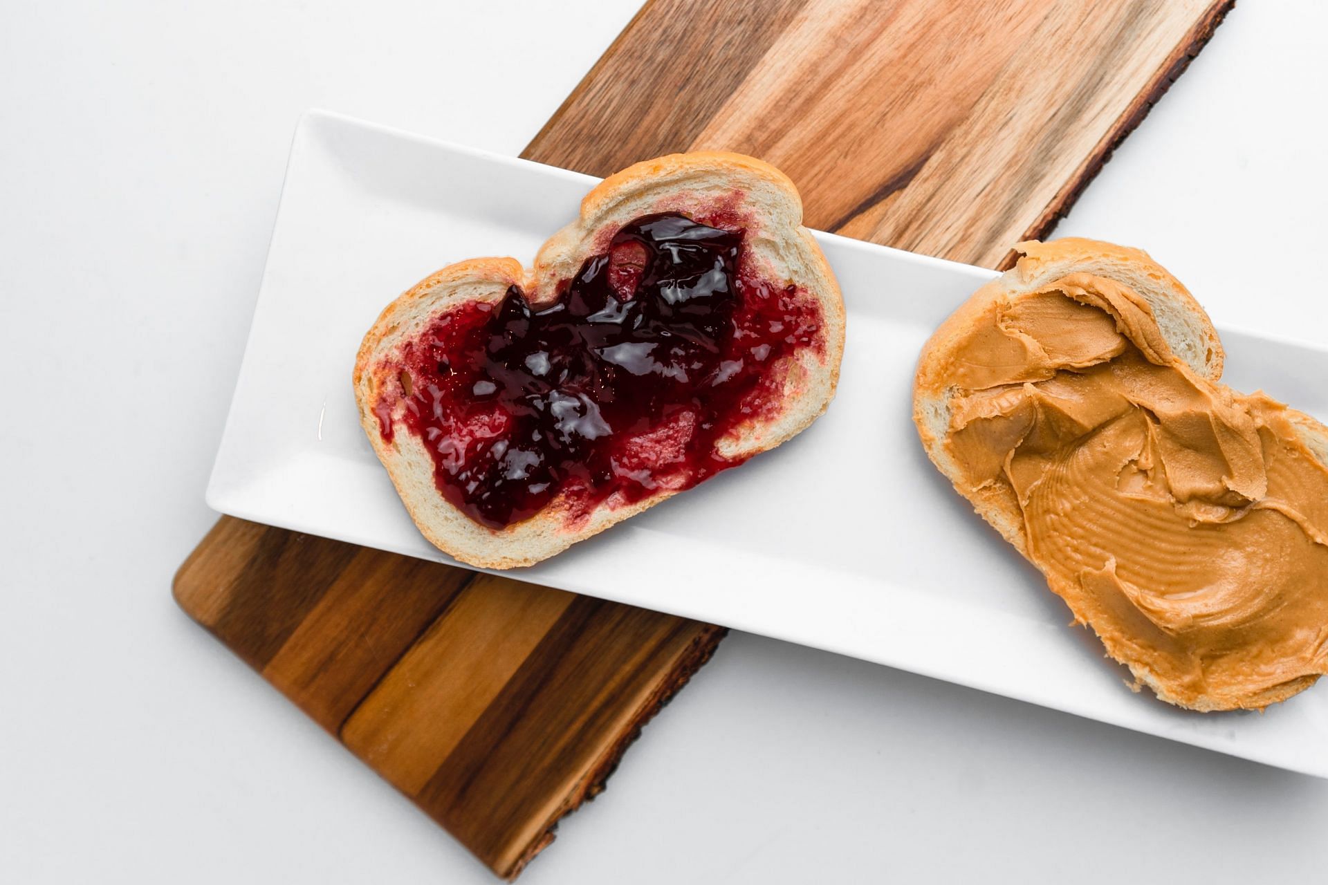Is peanut butter and jelly healthy? (Image via Unsplash/ Freddy G)