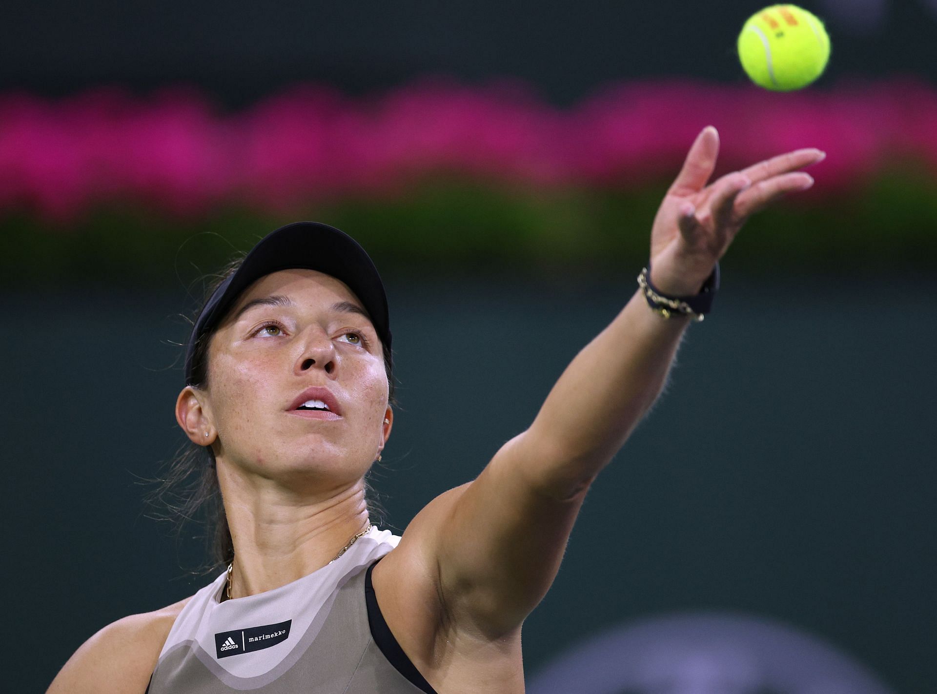 Jessica Pegula in action at the 2023 BNP Paribas Open.