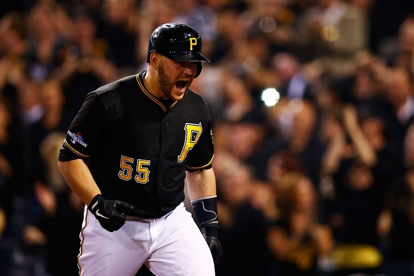 MLB Twitter mocks Pittsburgh Pirates after reportedly requesting to borrow  Toronto Blue Jays' iconic home-run jacket celebration