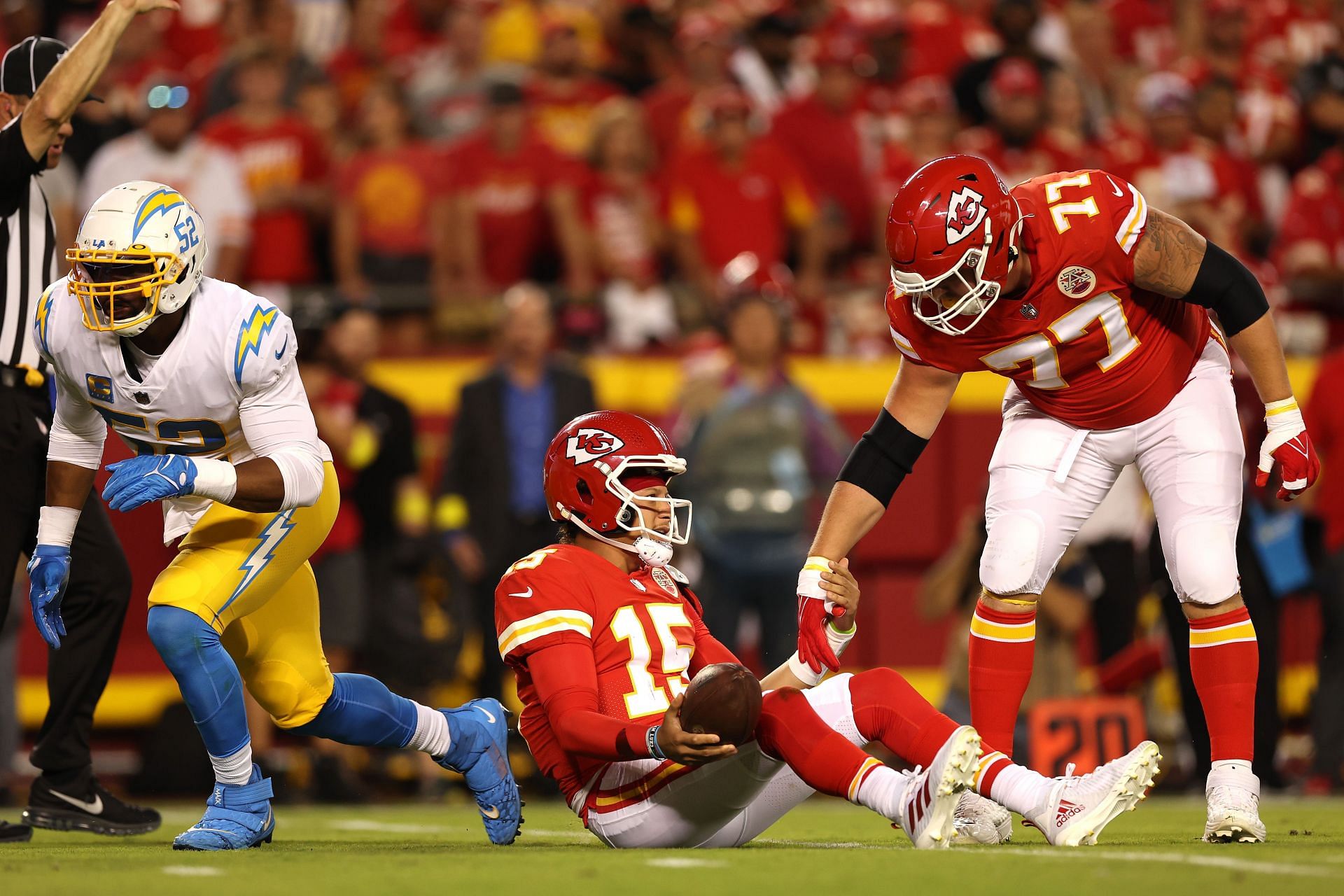 Los Angeles Chargers v Kansas City Chiefs