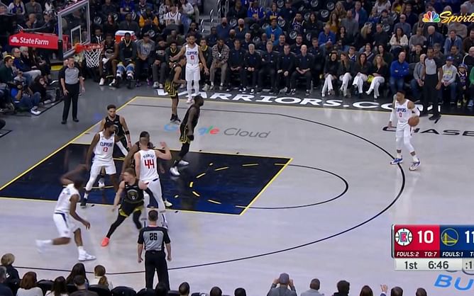 "Draymond is begging Russ to shoot!" - Hilarious footage showing no defense on Russell Westbrook goes viral, sparks brutal reactions