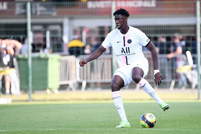 PSG teenage sensation El Chadaille Bitshiabu attracting interest from 5 European clubs: Reports