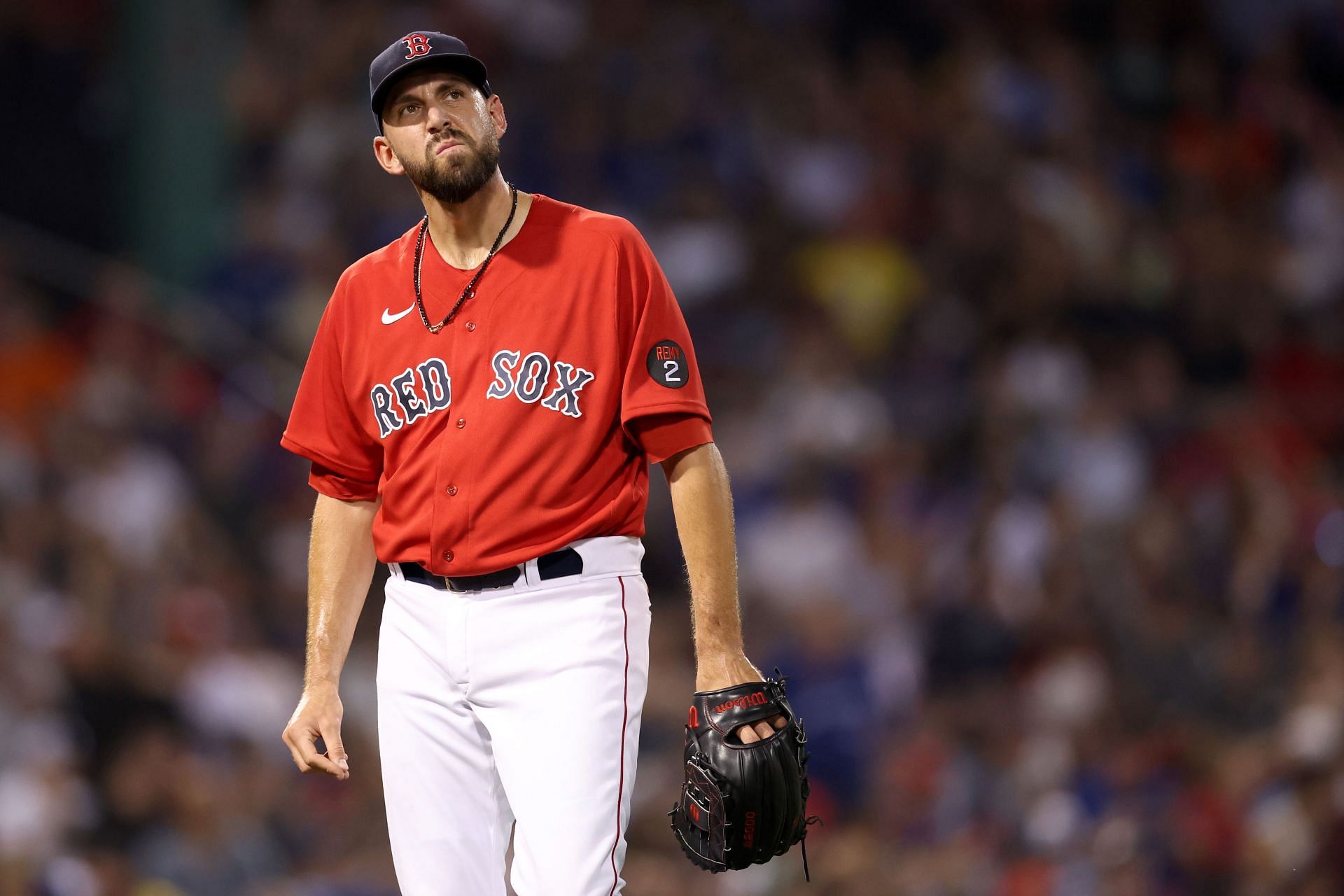 Marlins acquire reliever Matt Barnes in trade with Red Sox