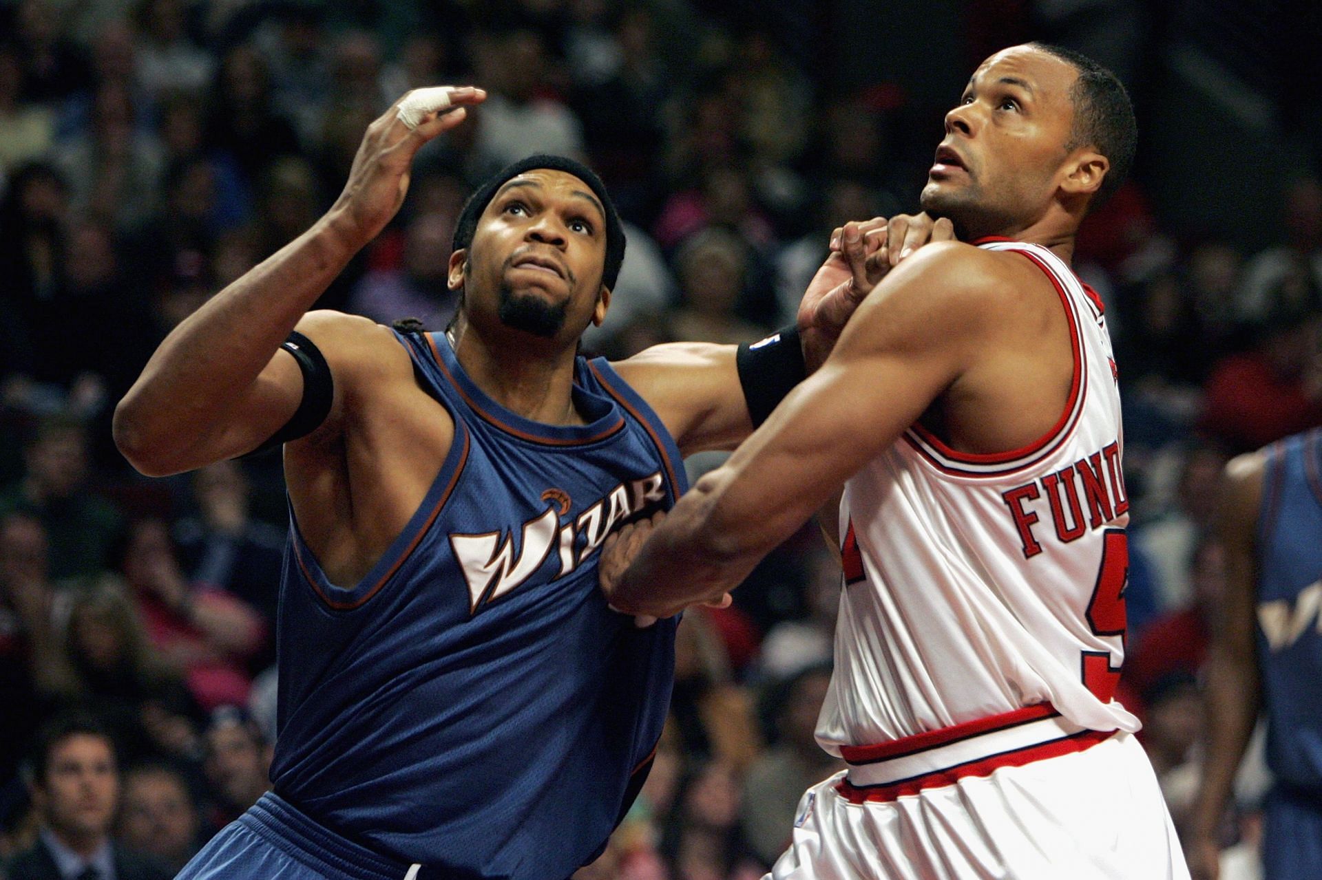 Lawrence Funderburke in the match between Washington Wizards v Chicago Bulls