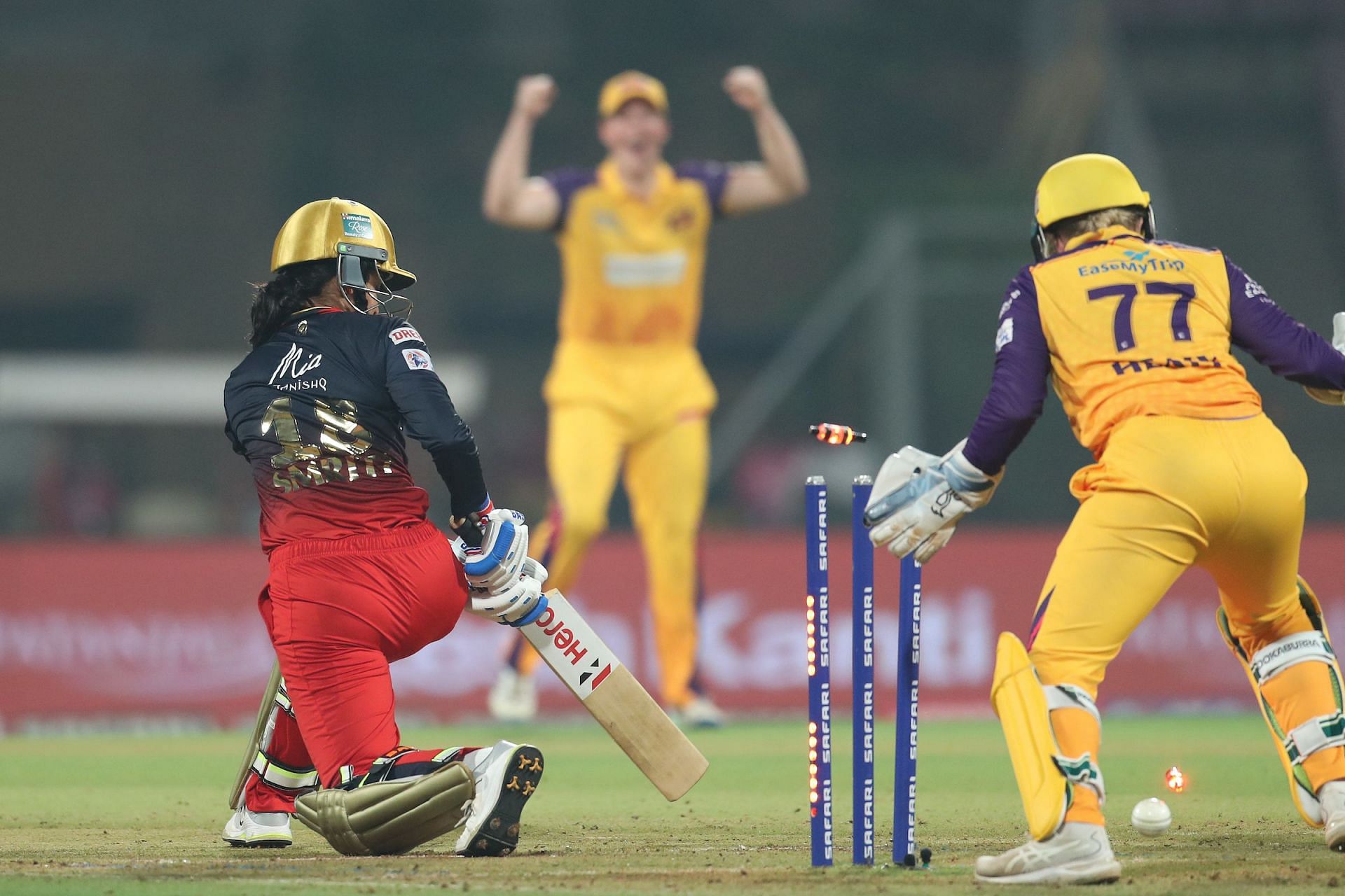 Smriti Mandhana was distruaght after getting castled by Deepti Sharma (P.C.:WPL)