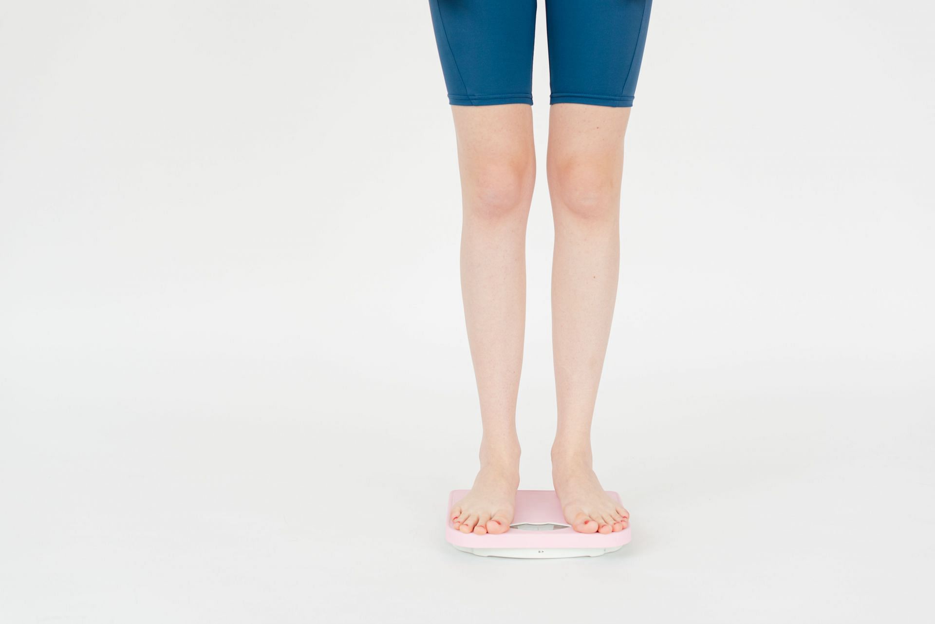 Weighing yourself too frequently might be harmful: best time to weigh yourself(Image via Pexels/SHVETS Productions)