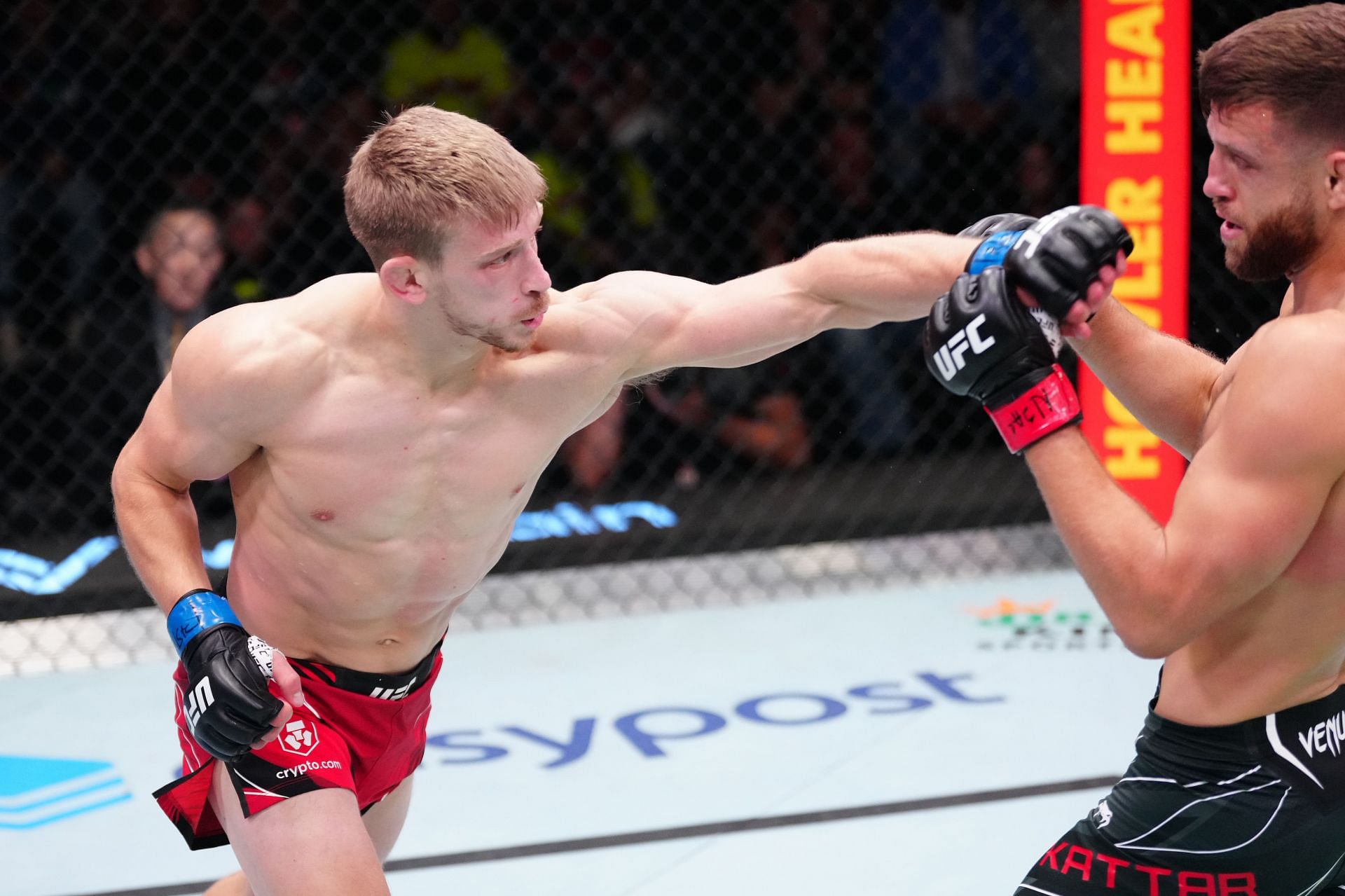 Arnold Allen will face the biggest challenge of his life in the form of Max Holloway this April