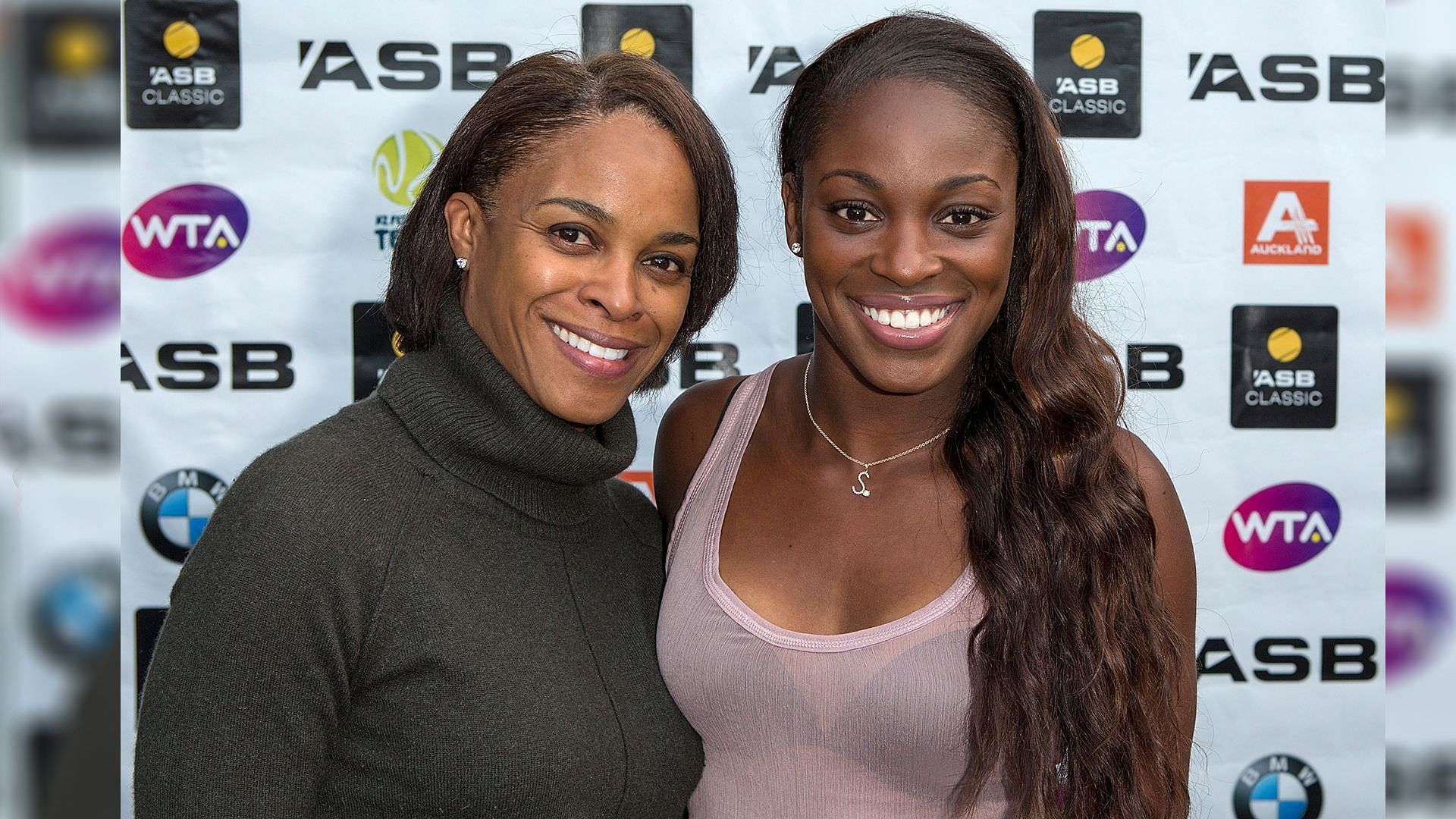Sybil Smith (L) and Sloane Stephens (R)