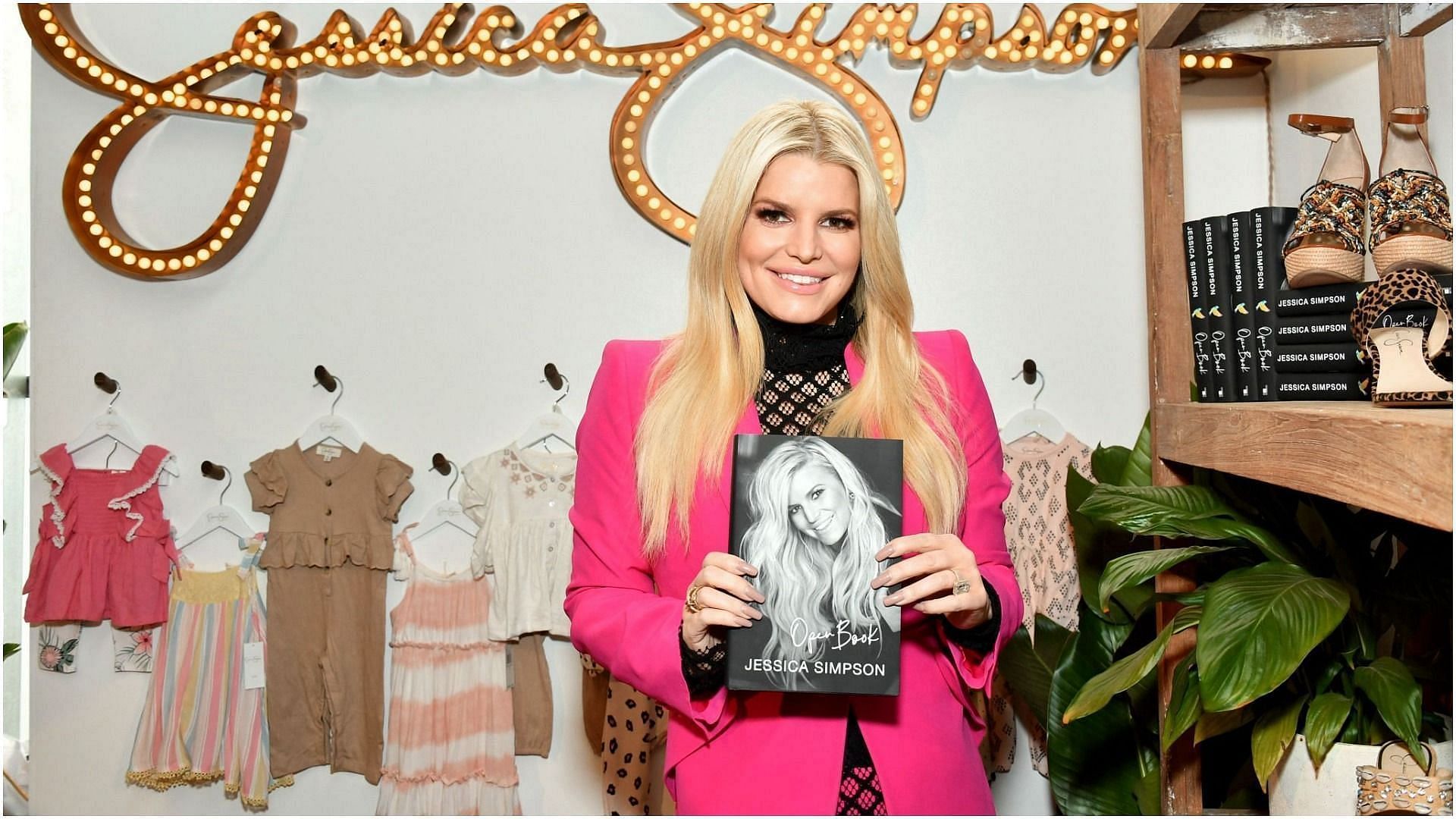Jessica Simpson Weight Loss Journey: Her at a Rolling greens (Image by Amy Sussman via Getty Images)