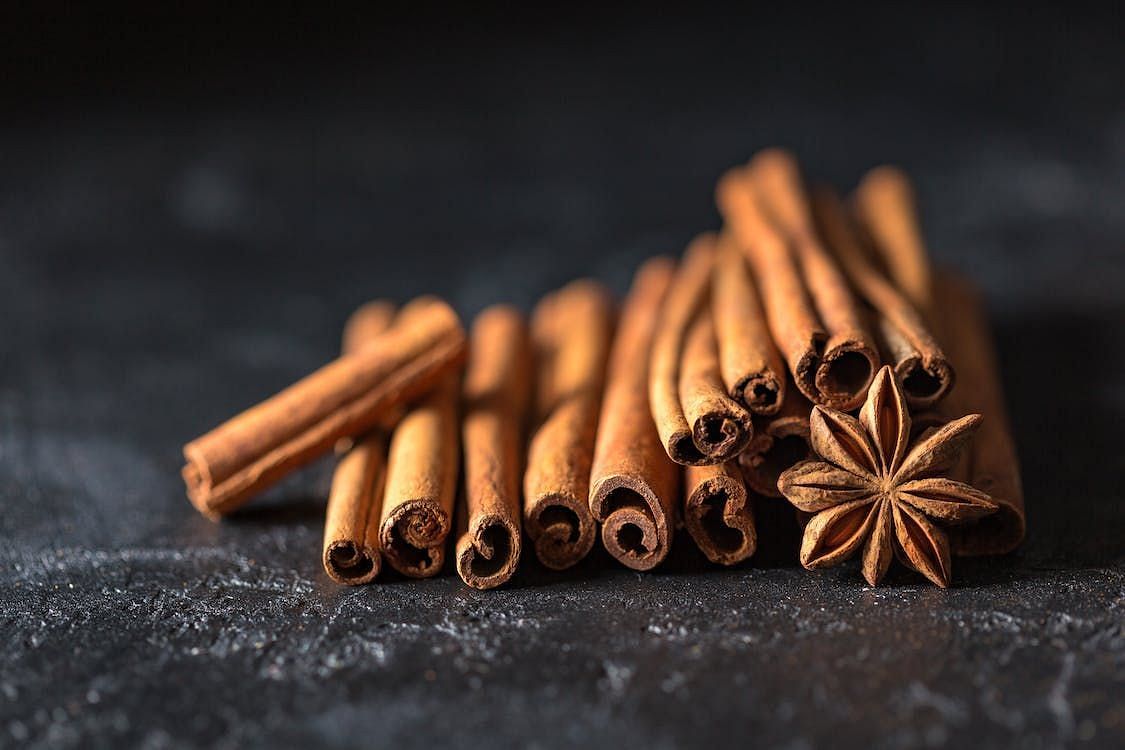 Cinnamon is a spice from the bark of trees in the Cinnamomum family. (Image via Pexels/Pixabay)