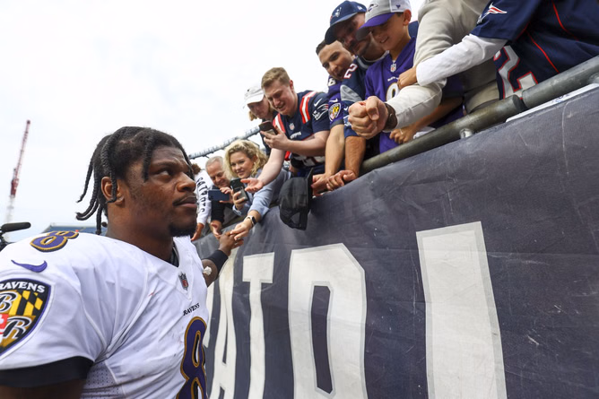 “Soldiers of capitalism” – Lamar Jackson’s $133M standoff continues to elicit strong reactions from experts and fans