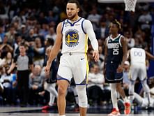 Which iconic players did Steph Curry pass while climbing assists chart?