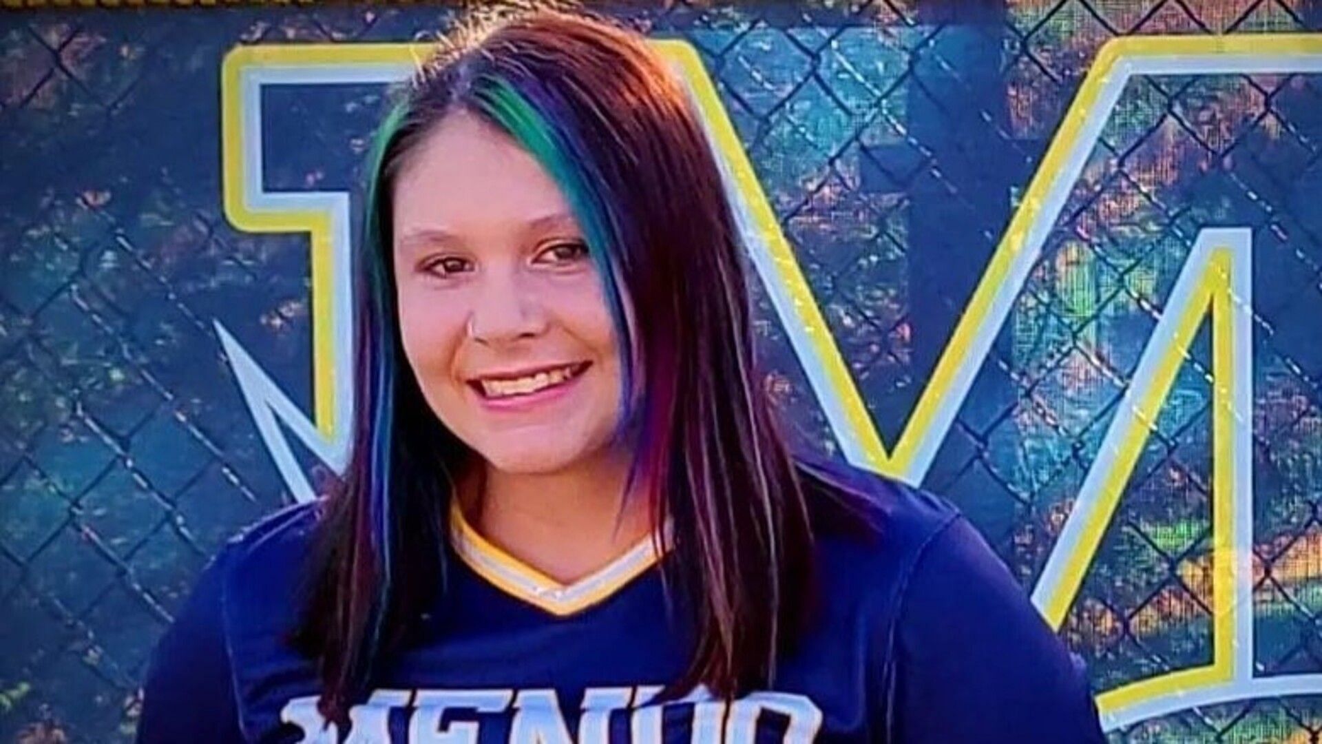 21-year-old Makayla Bernald killed in a single-car collision. (Image via Facebook/College of the Redwoods Softball)