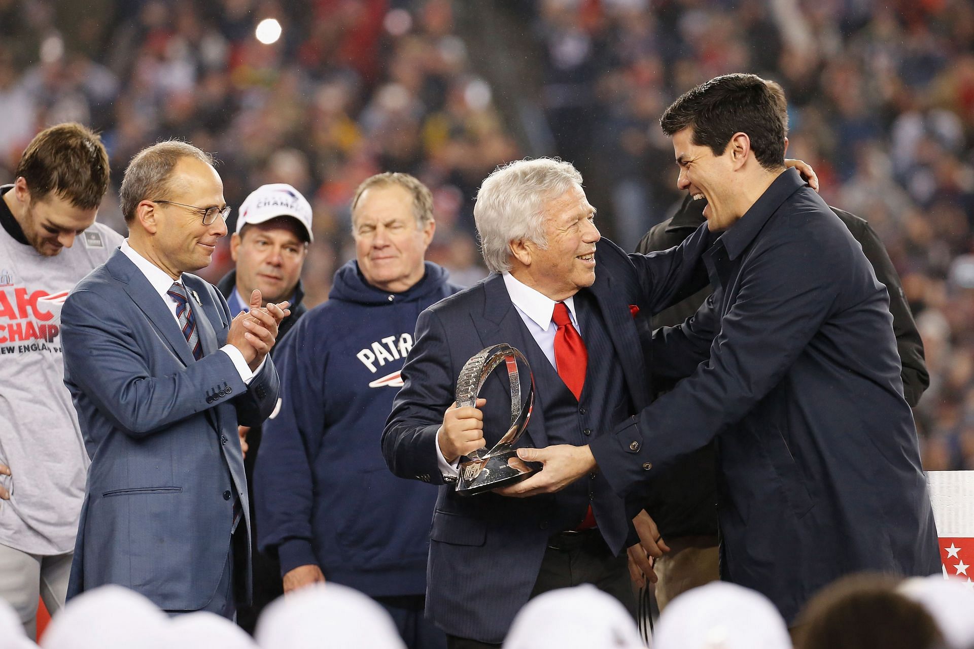 Tedy Bruschi says Bill Belichick is 'off-message' with comment