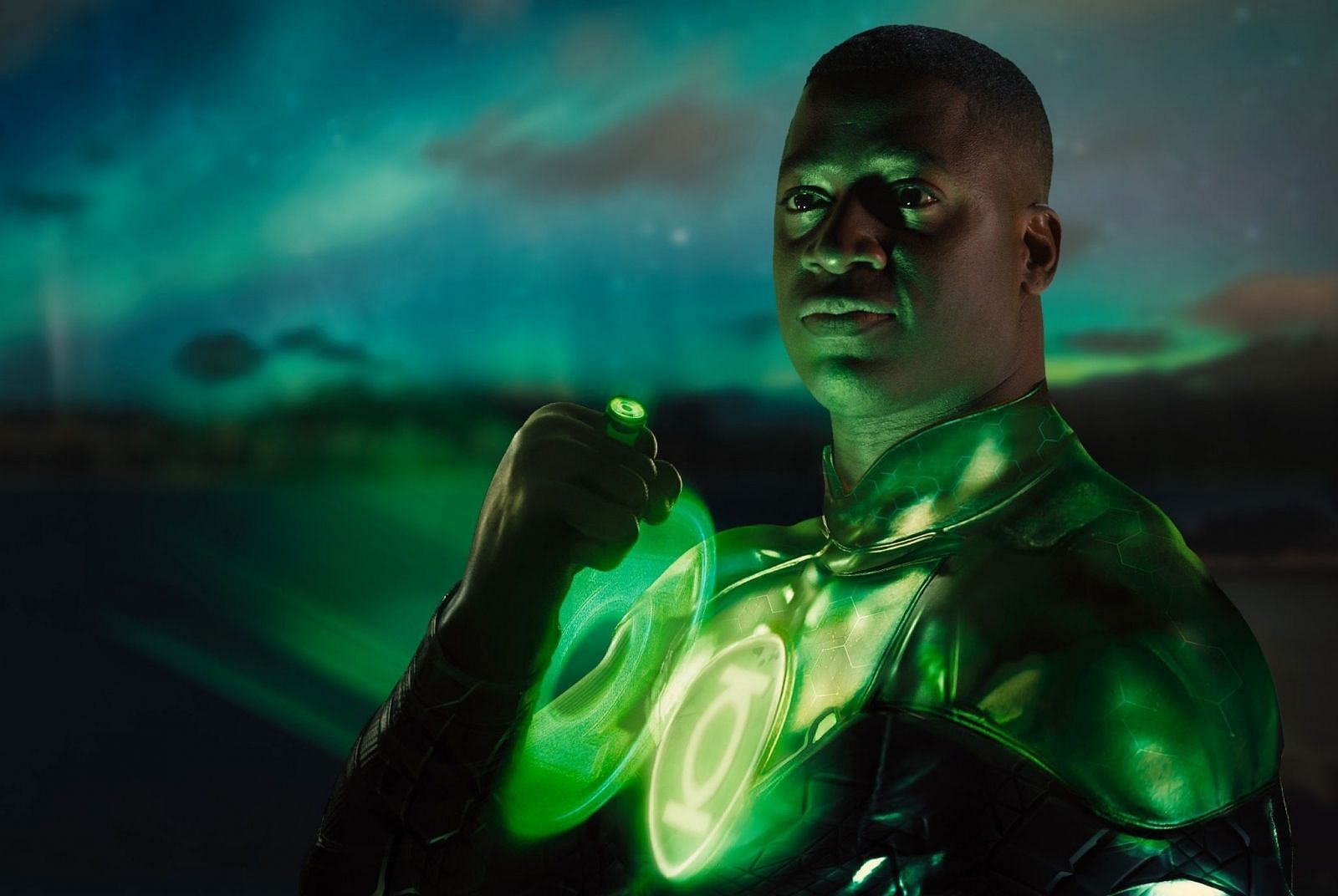 The intergalactic peacekeeper possesses a power ring that can create anything he imagines, limited only by his willpower (Image via DC Studios)