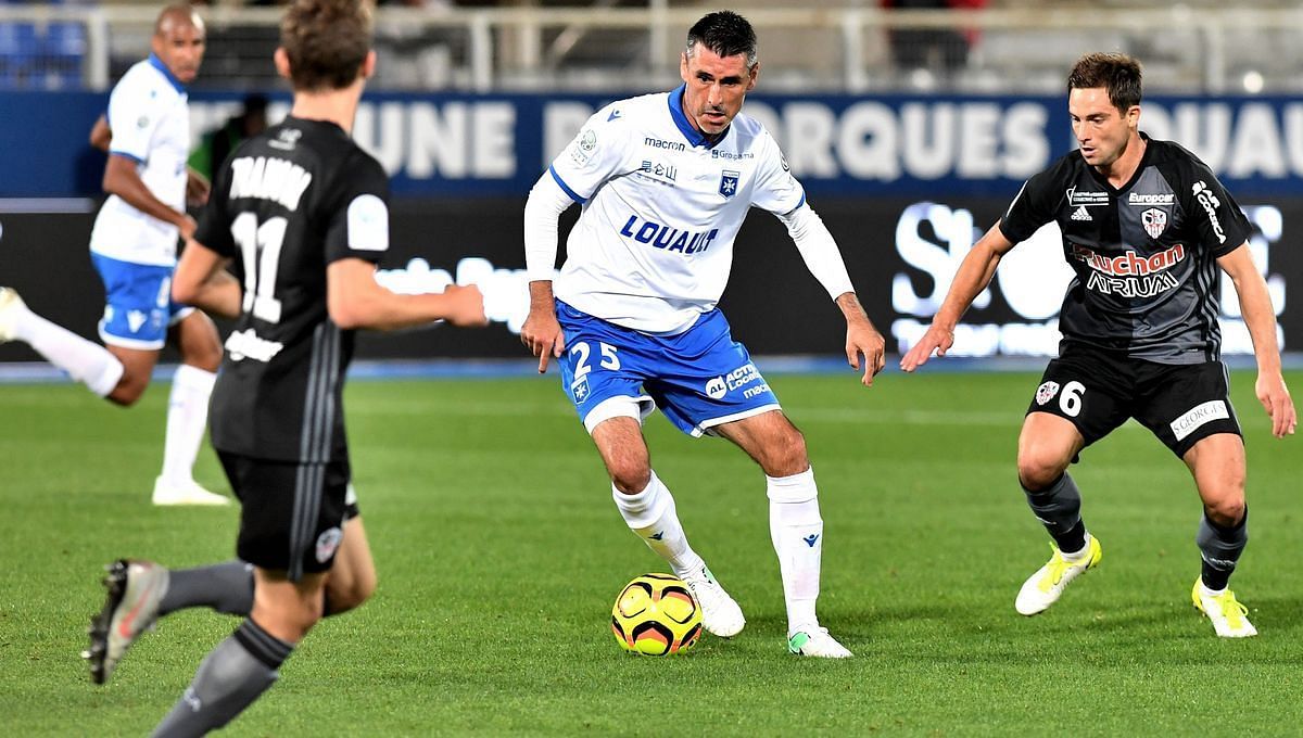 Auxerre and Troyes are winless in their last few games