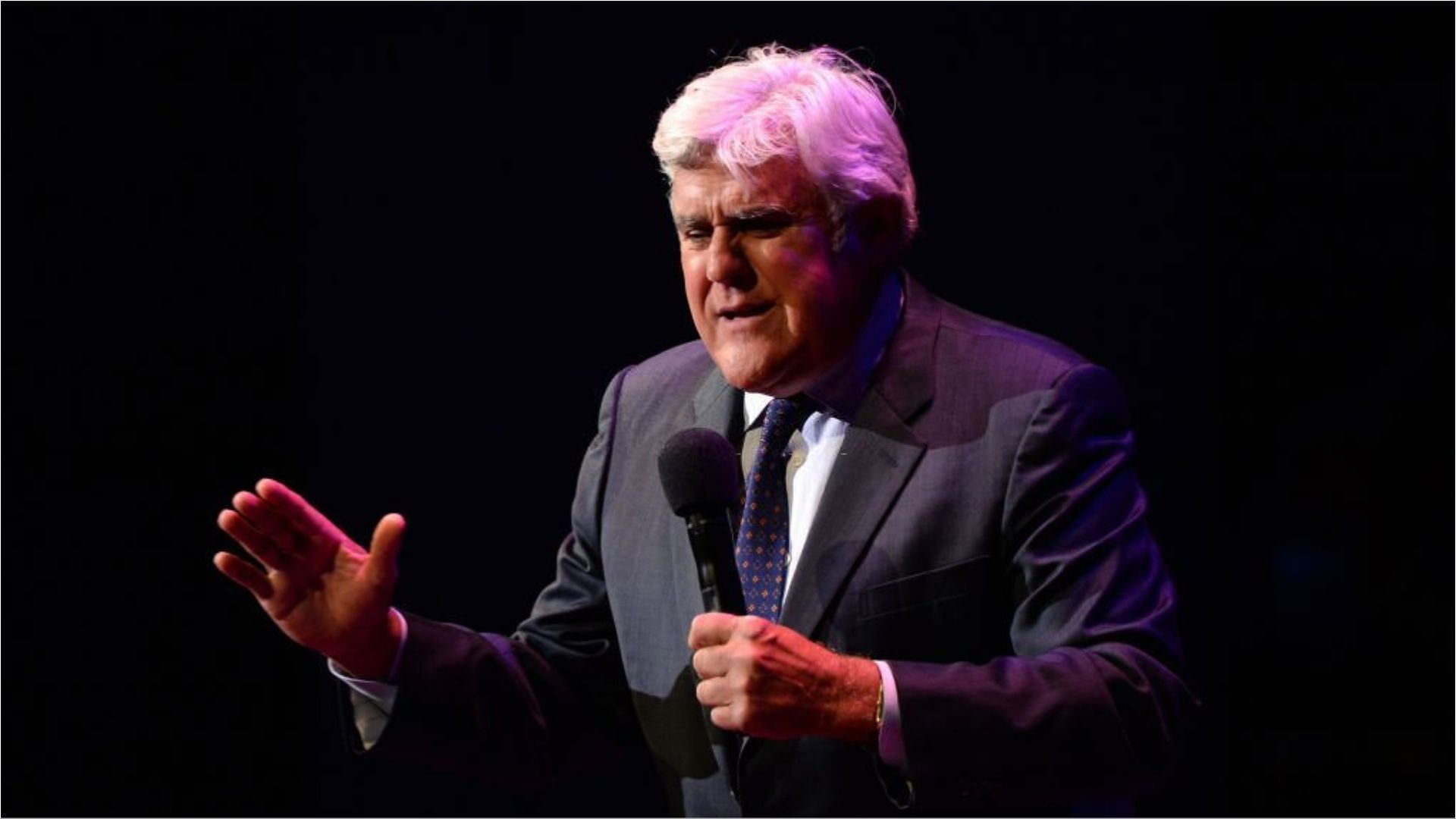 Jay Leno met with an accident at his Los Angeles garage (Image via Kevin Mazur/Getty Images)