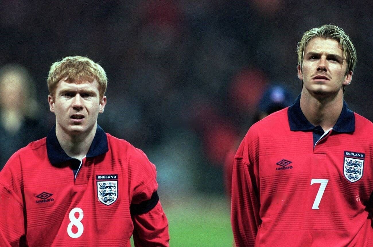 David Beckham vs Paul Scholes; Who was the better player?
