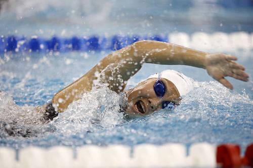 Kayla Han participates in the women's 1500m freestyle heat on Day 5 of the Phillips 66 International Team Trials