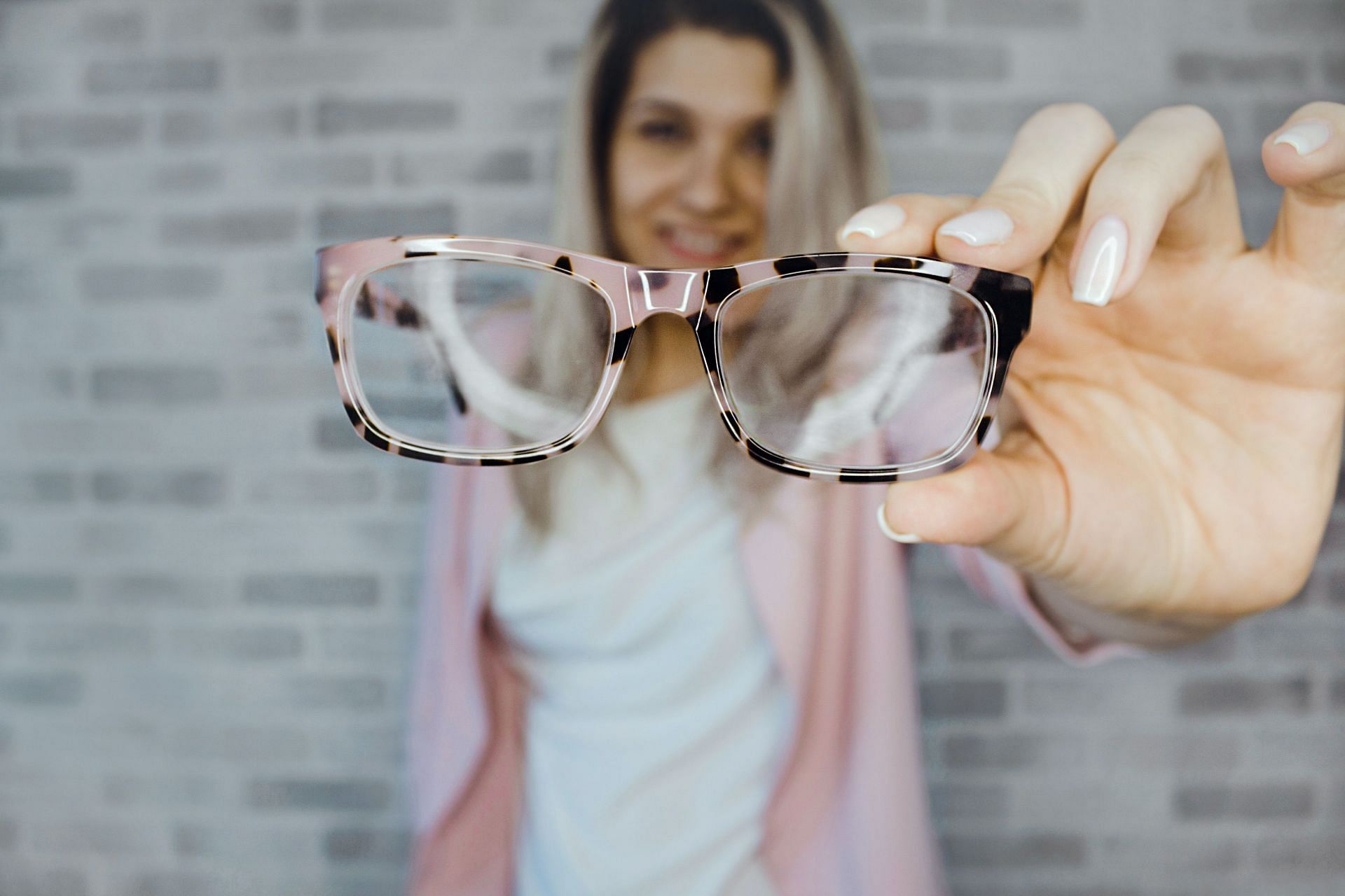 t plays a key role in maintaining healthy eyesight (Image via Pexels)